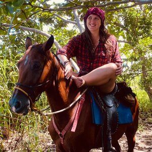 Meet your Posher, Savannah